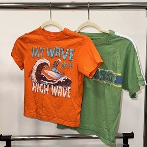 EUC Lot of 2 Children’s Place Surf Surfer Summer T-Shirts Tee Shirts Kids S 5/6